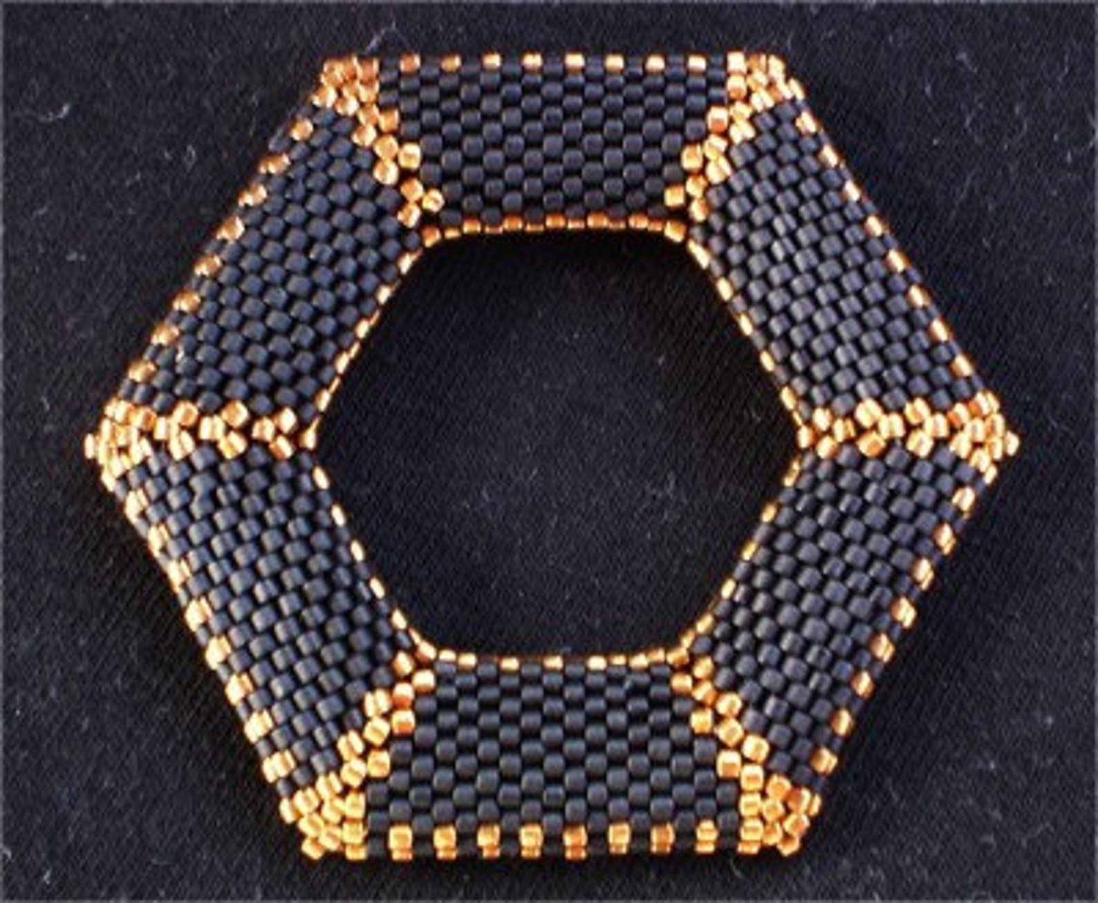 TUTORIAL Black and Bronze HexPendant Bead pattern Etsy