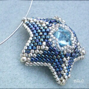 Tutorial Silver Blue Star Pendant Beading pattern image 4