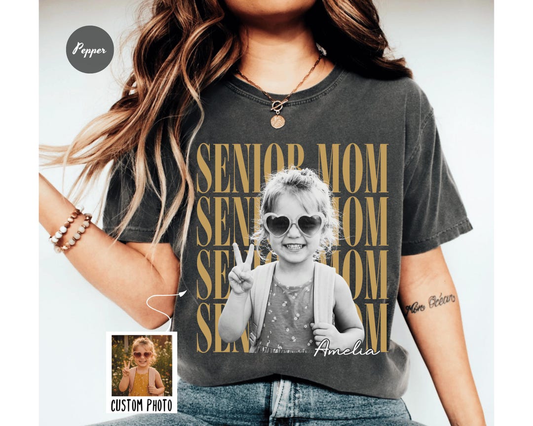 Comfort Colors® Custom Photo Senior Mom Shirt 2027, Personalized Class Of 2027 T-Shirt, Pr