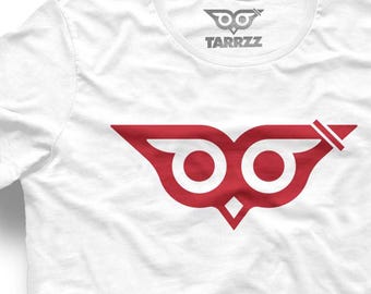 Hand-Drawn Owl Graphic Tee: Minimalist Unisex Animal Art Shirt