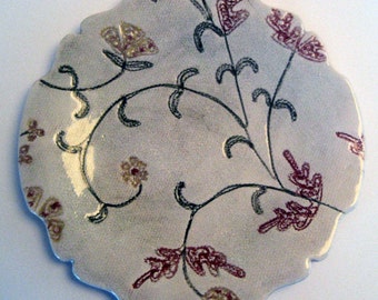 dessert plate, cut edge, stoneware, decortive, flowers, pottery dessert plate
