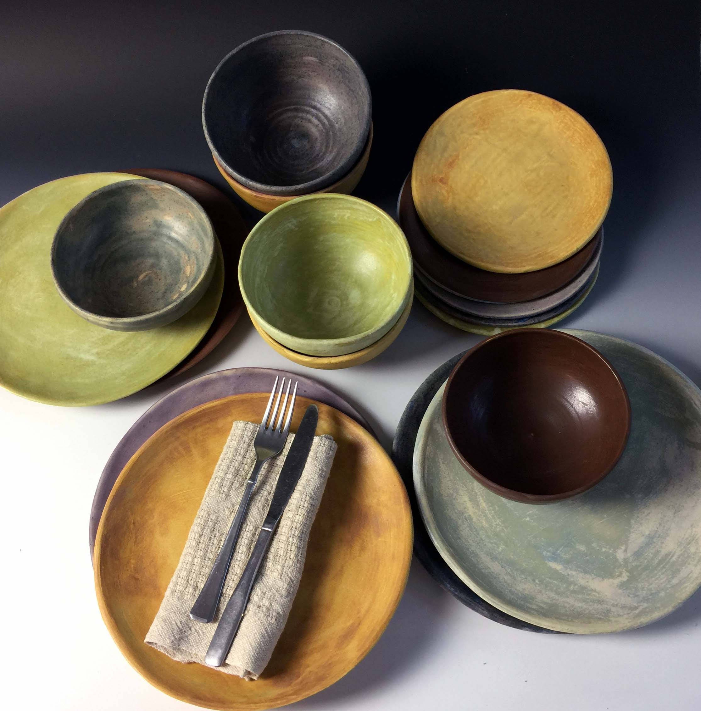 GR Pottery Forms - Set Slim Round Dinner - Bracker's Good Earth