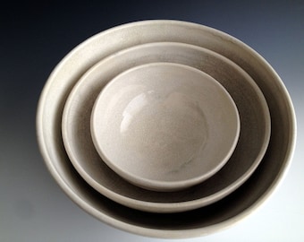 READY TO SHIP, Stoneware nesting bowls,Set of three,  Wheel thrown, white crackle serving bowls,  handmade serving bowls by Leslie Freeman