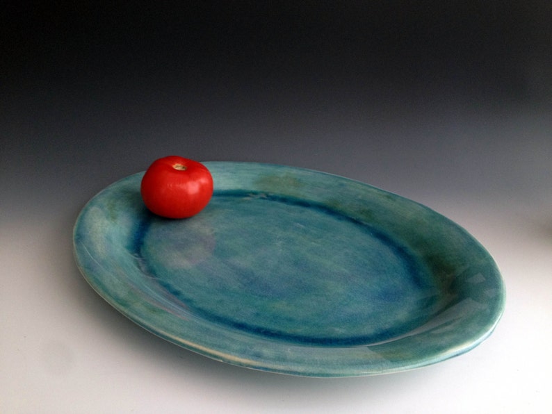 Handmade Large stoneware platter blueish green crackle by Leslie Freeman Bild 1