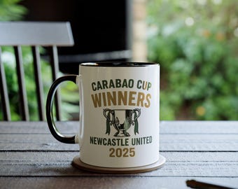 Taza del Newcastle United Carabao Cup 2025