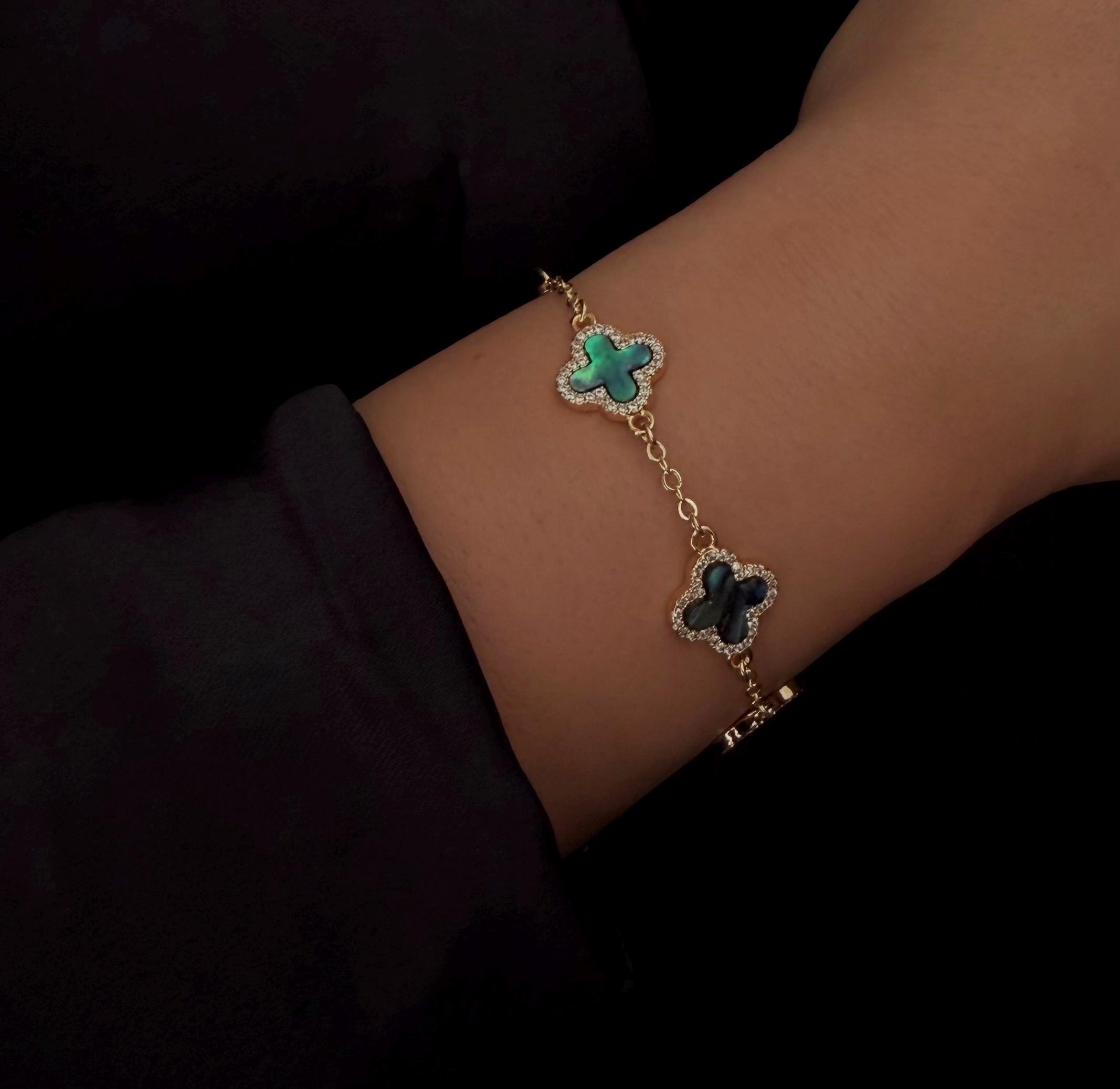 Van Cleef & Arpels 【K18GP クローバーブレスレット】