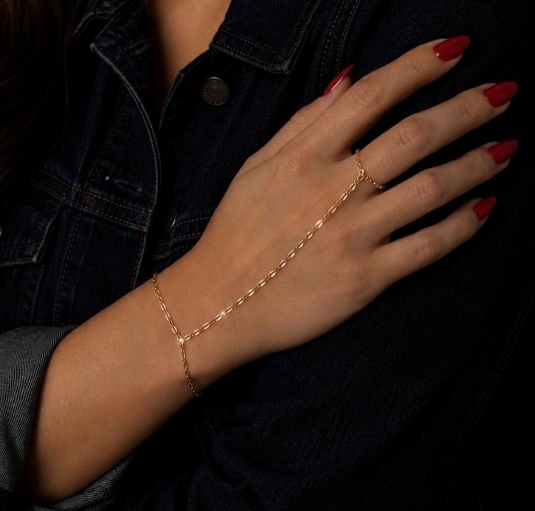 Intense Hand Chain 18k Gold Filled Hand Chain, Dainty Hand Chains, Gift for Her - Etsy