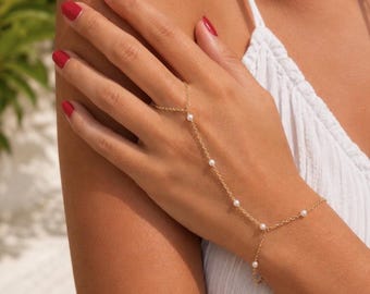 14k Gold Filled Dainty Fresh Water Pearl Hand Chain, Dainty Hand Chains, Gift for her