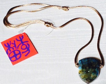 flashy chevron labradorite necklace