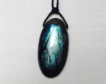 labradorite pendant