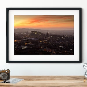 Stampa del tramonto sul Castello di Edimburgo, fotografia di paesaggi scozzesi, grande skyline di Edimburgo su tela, tela incorniciata, pronta da appendere