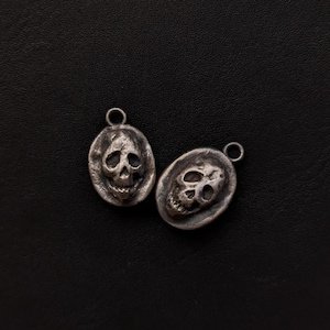 Pendentif tête de mort Momenti Mori