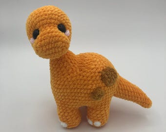 Handmade Crochet Dinosaur Plushie: Soft Amigurumi Toy