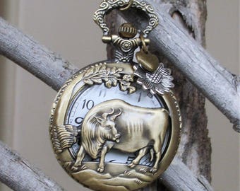 Steampunk Pocket Watch Necklace - Cow - Bull -  Bullock - Ox - Oxen - Farm Animals,  BX 9 C5