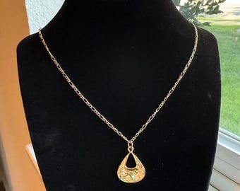 Pendant Gold Necklace