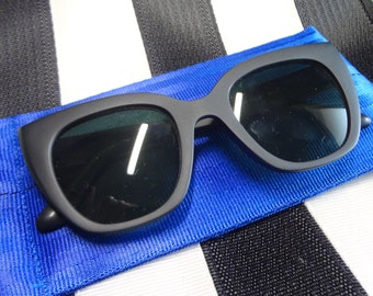 Seatbelt Sunnies or Glasses Case