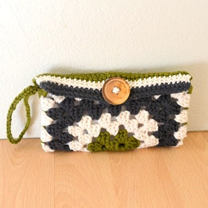Crochet Bag Pattern Granny Square Wristlet Clutch Wallet Pattern Crochet PDF Pattern DIY Beginner Crochet image 2