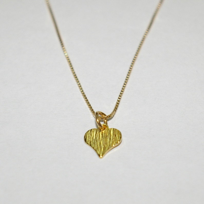 12 pieces 14kt GOLD FILLED Box 012 Chain with very Small HEART Charm Pendant Necklaces Lot Free Shipping Worldwide.