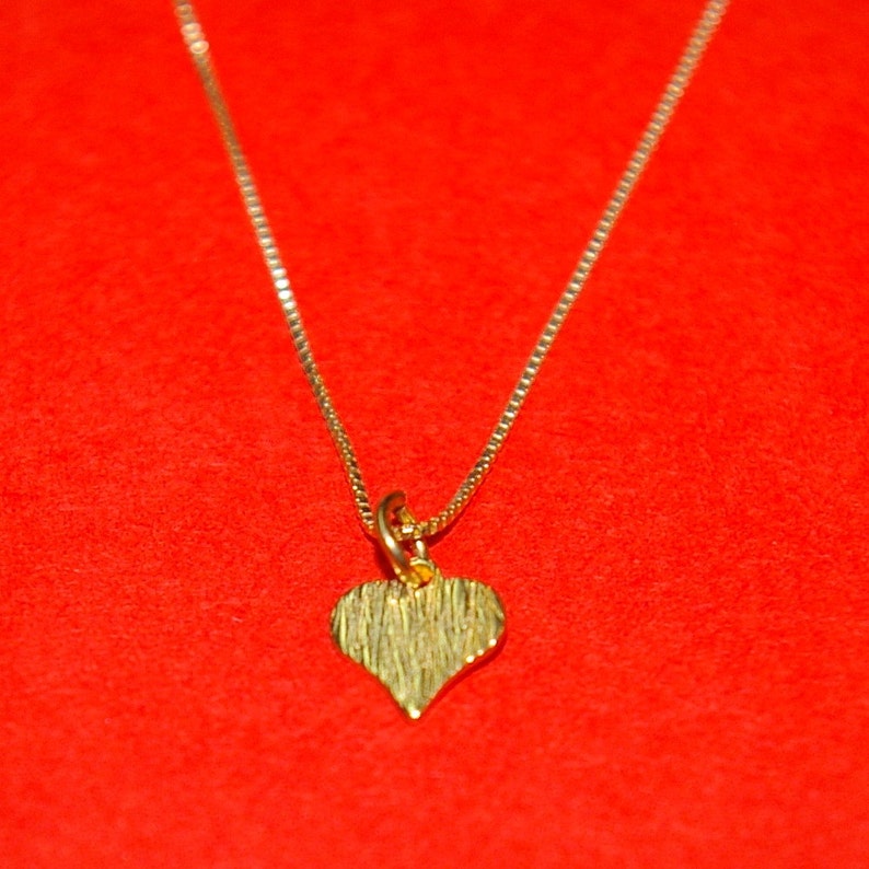 12 pieces 14kt GOLD FILLED Box 012 Chain with very Small HEART Charm Pendant Necklaces Lot Free Shipping Worldwide.