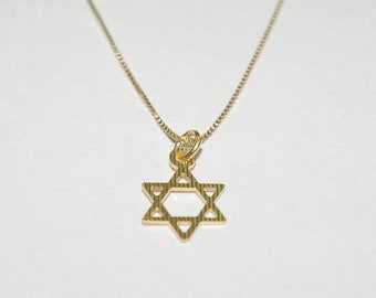 14kt Gold Filled Small STAR of DAVID Charm Pendant with or without 14kt Gold Filled Fine Box Chain NECKLACE. Your size. Free Shipping.
