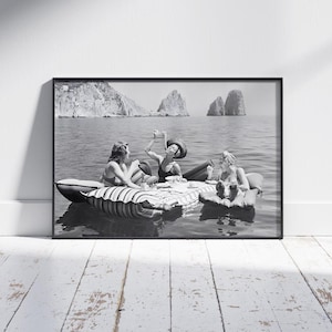 Women Eating Pasta on Lake, Black and White Art, Vintage Wall Art, Funny Art, Pasta Picnic on Lake, Picnic on Lake, Canvas Wall Art