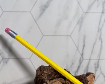 Palillo para el cabello con forma de lápiz y dijes inspirados en maestros/Joyería con locs, accesorios de estilo protector, regalo de regreso a clases, agradecimiento a los maestros