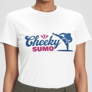 Cheeky Sumo T-Shirt – Funny Retro Japanese Sumo Wrestler Tee – Kawaii Gift for Him Her – Cool Graphic Shirt – Unisex Vintage Style
