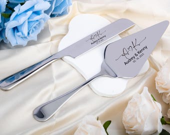 Engraved Wedding Cake Serving Set: Elegant Bridal Shower Gift