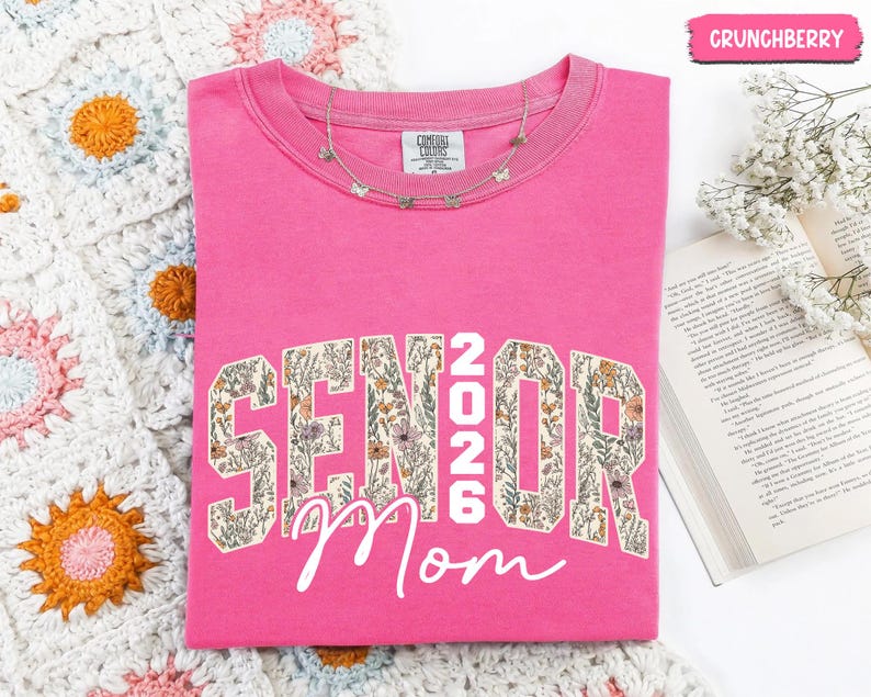 Retro Floral Senior Mom Shirt, Senior Mom 2026 Shirt, Class Of 2026 Graduation Shirt, Class of 2026 Shirt, Senior Mom Gift image 3