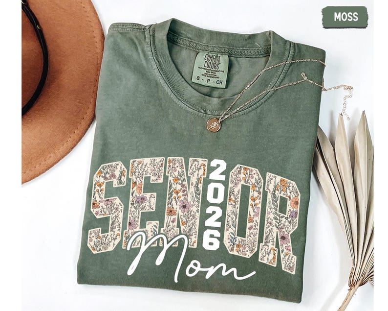 Retro Floral Senior Mom Shirt, Senior Mom 2026 Shirt, Class Of 2026 Graduation Shirt, Class of 2026 Shirt, Senior Mom Gift image 8