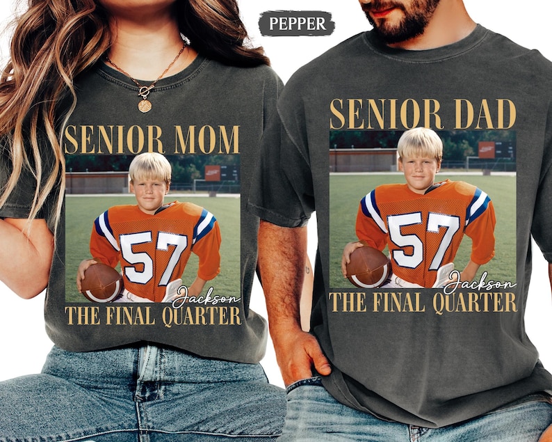 Custom Senior Football Mom Shirt, Custom Vintage Photo Football Mom Shirt, Senior Mom 2026 Shirt, The Final Quarter, Class Of 2026, Game Day image 1