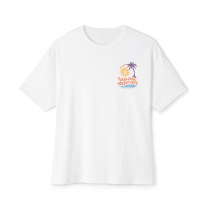 Maglietta abbinata per le vacanze in famiglia 2025 per Punta Cana Adventures Box Tee con spiaggia retrò tramonto e palma maglietta per le vacanze souvenir dell'isola