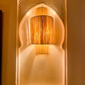 Handmade Raffia Wall Sconce – Moroccan Boho Wall Light for Warm Ambient Decor