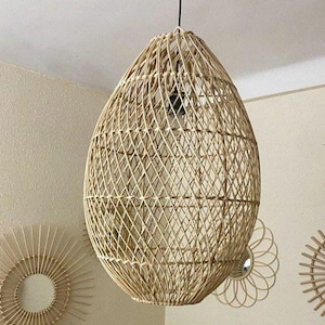 Handmade Raffia Pendant Light – Boho Ceiling Lamp – Natural Woven Suspension Lighting for Home & Living