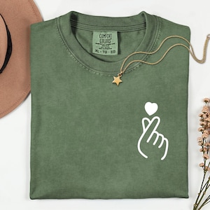 Comfort Colors Korean Finger Heart T-Shirt: Kpop Fan Tee