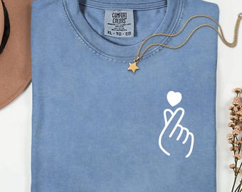 Comfort Colors Korean Finger Heart T-Shirt: Kpop Fan Tee