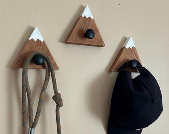 Handmade Decorative Snowy Mountain Wall Hanger