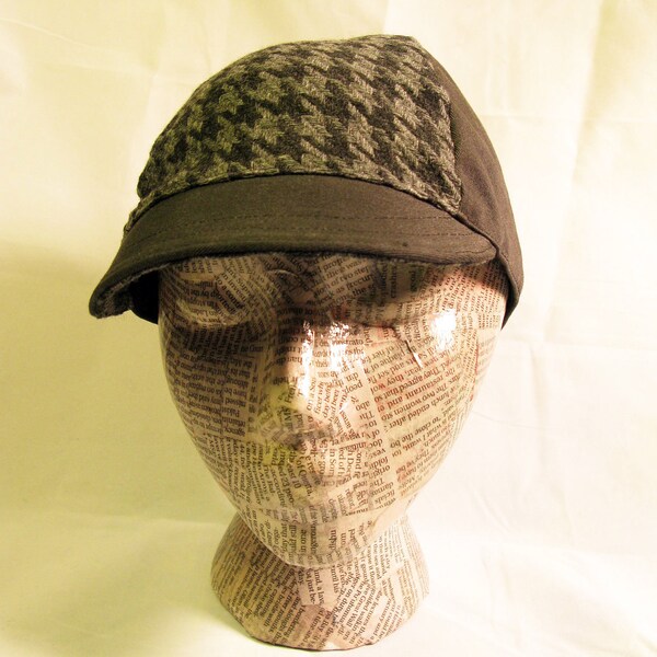 Houndstooth Cycling Cap