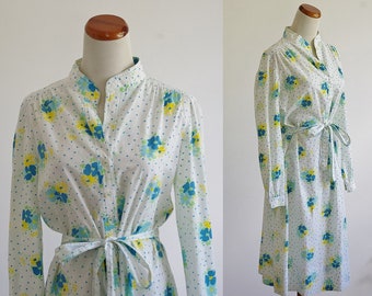 Vintage Womens Housedress, 70s Floral Dress, Blue & Yellow Flower Dress, Long Sleeve Dress, Stand Up Collar Yoke Button Down Dress, Large XL