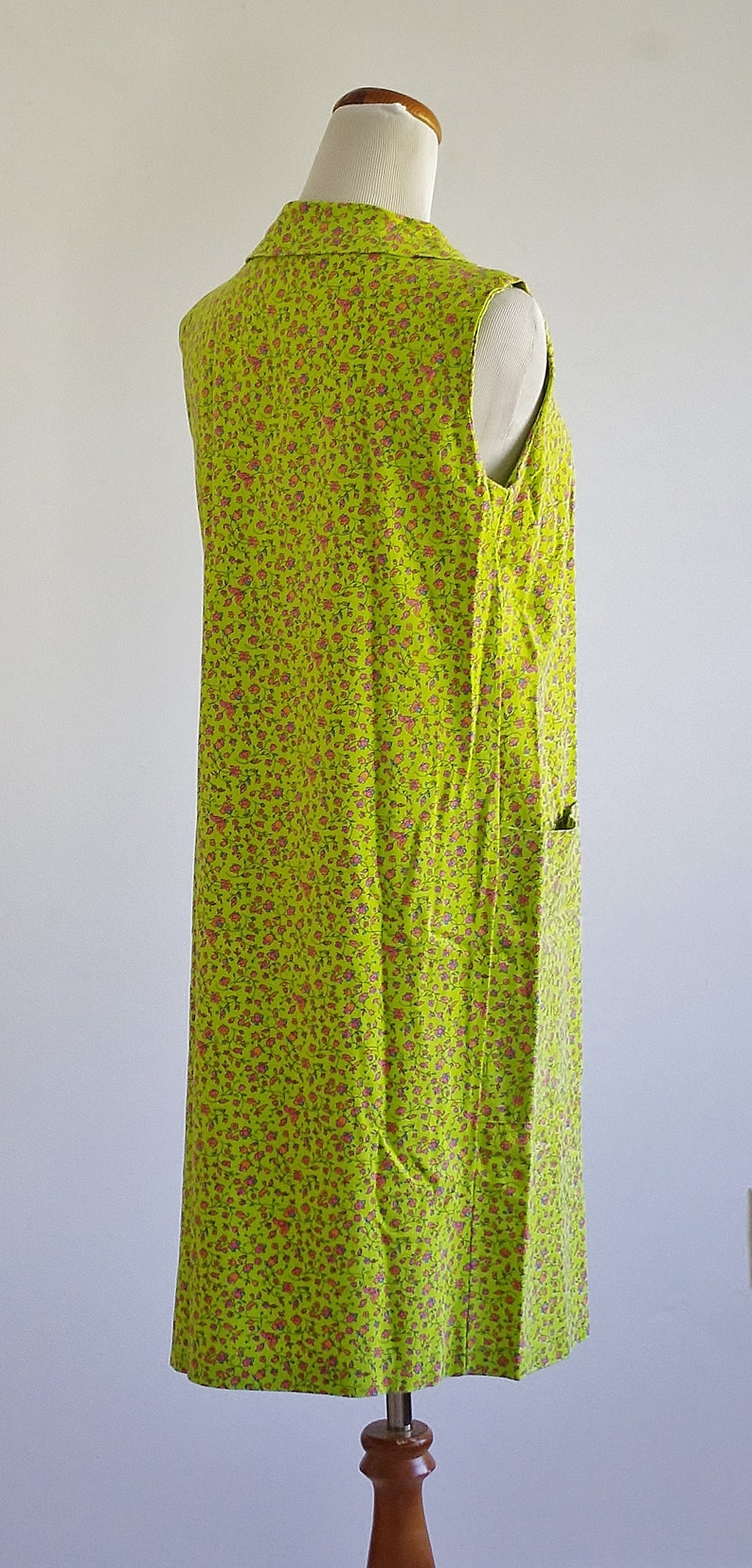 Vintage Liberty Print Dress, 60s Playdress, Floral Housedress, Lime Green Dress, Sleeveless Smock Dress, Zip Front Dress, Large image 8