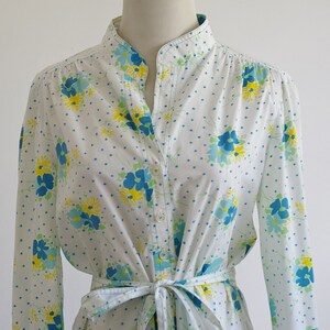 Vintage Womens Housedress, 70s Floral Dress, Blue & Yellow Flower Dress, Long Sleeve Dress, Stand Up Collar Yoke Button Down Dress, Large XL image 3