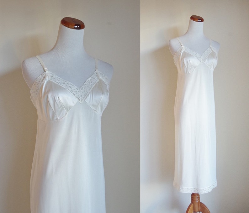 Vintage Lace Slip Ivory Slip NylonSlip Vanity Fair Slip image 0.