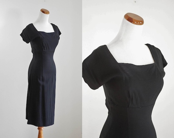 Vintage Women's 50s Dress, 1950s Wiggle Dress, 50s