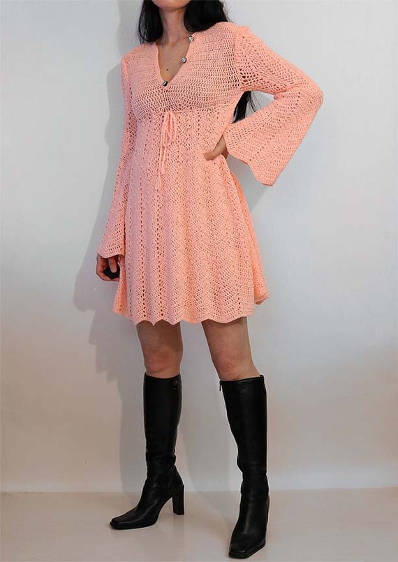 60s Blush Pink Crochet Wool Knit Dress, Vintage 1… - image 4