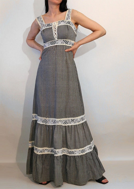 70s Gingham Cotton & Crochet Lace Corset Dress, V… - image 2