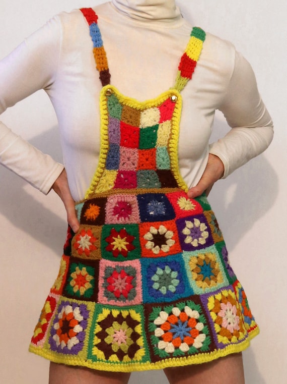 60s Granny Square Crochet Overall Dress / Vintage… - image 5