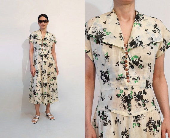 30s White Floral Cotton Gauze Dress / Vintage 193… - image 1