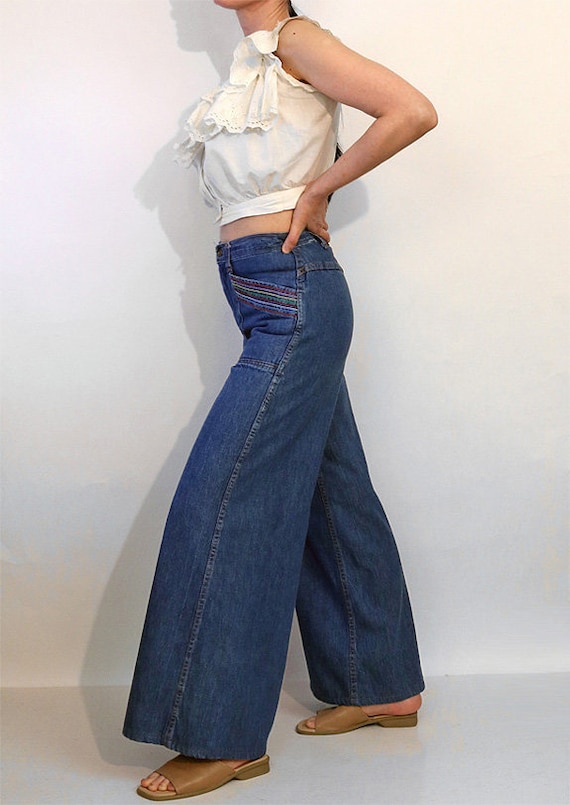 70s Rainbow Bell Bottom Jeans 26x29 / Vintage 1970s R… - Gem