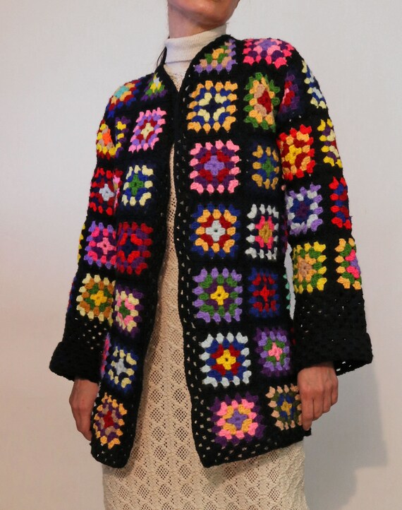 70s Rainbow Crochet Granny Square Knit Cardigan /… - image 9