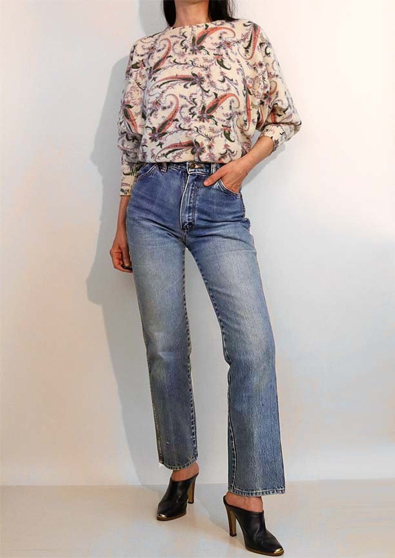 Jeans Wrangler descoloridos de los años 70, talla 25x29, Jeans Wrangler de pierna recta con bordado de caballo descoloridos y desgastados de los años 70, Wranglers de cintura 25 imagen 3